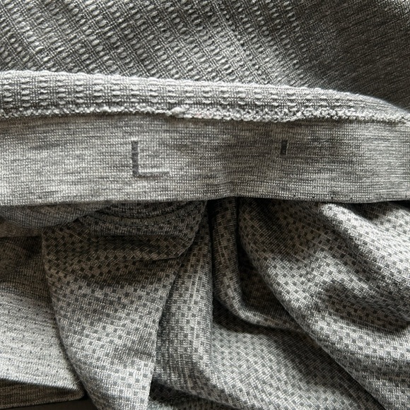 Lululemon Metal Vent Tech Long Sleeve Shirt Mens Gray Live in Practice Sz L - Picture 7 of 11